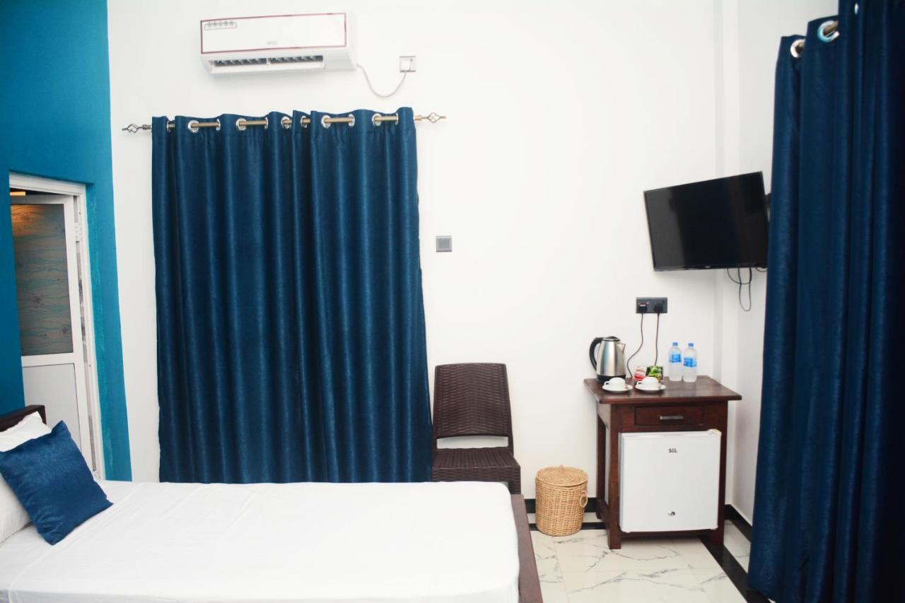 Ayubowan Homestay Katunayaka Luaran gambar