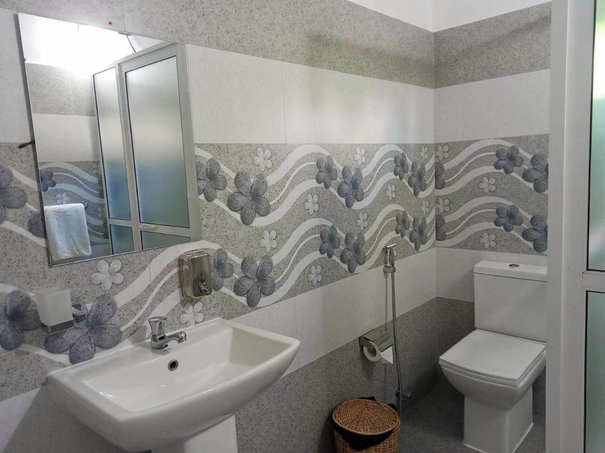 Ayubowan Homestay Katunayaka Luaran gambar