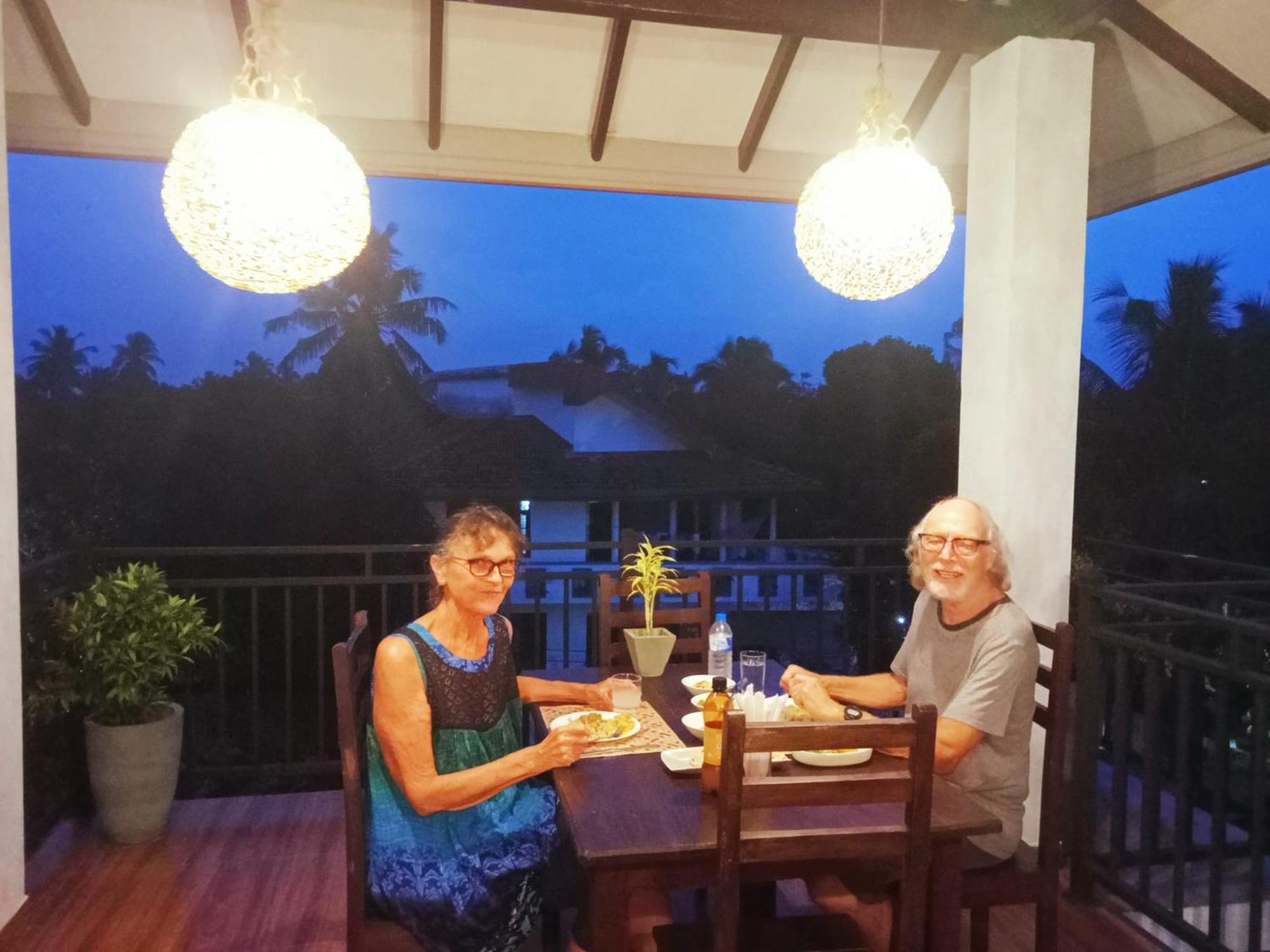 Ayubowan Homestay Katunayaka Luaran gambar