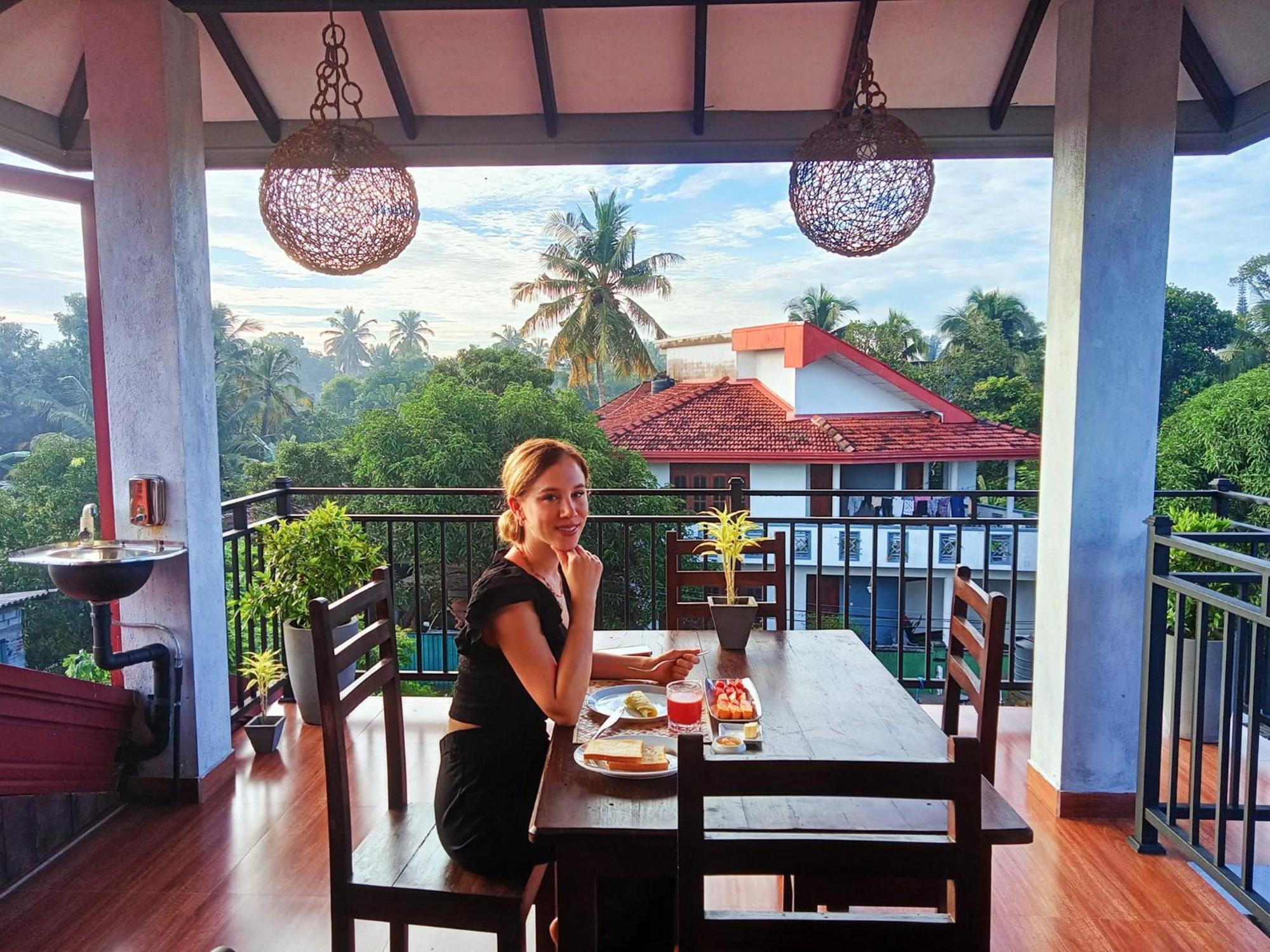 Ayubowan Homestay Katunayaka Luaran gambar