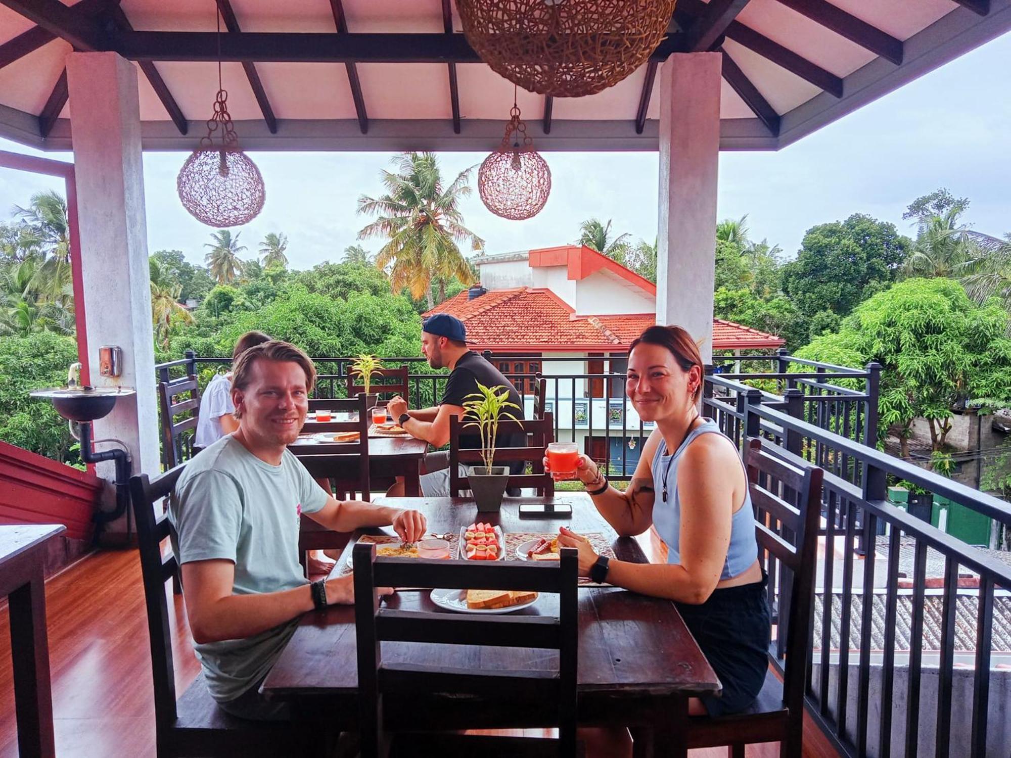 Ayubowan Homestay Katunayaka Luaran gambar